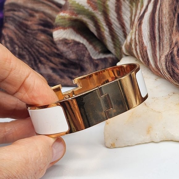 Hermès Designer Bracelet Rose Gold/White Enamel Size 7 - Picture 12 of 16